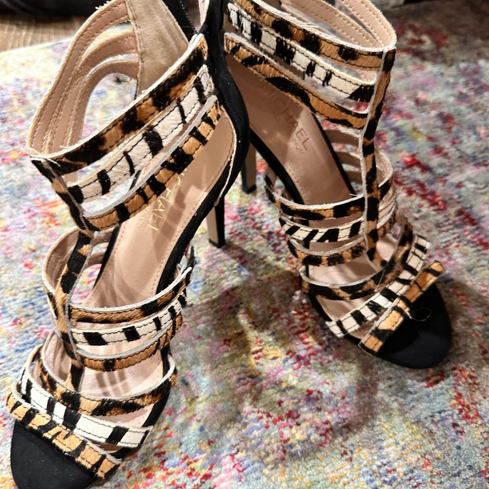 Michaels Black and Tan Strappy Heels